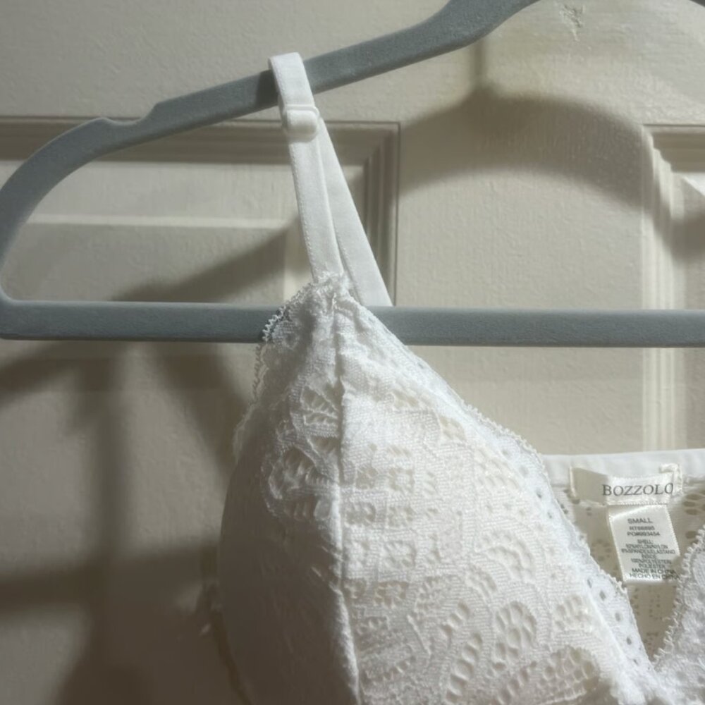 Women’s lace bralette - Picture 4 of 10